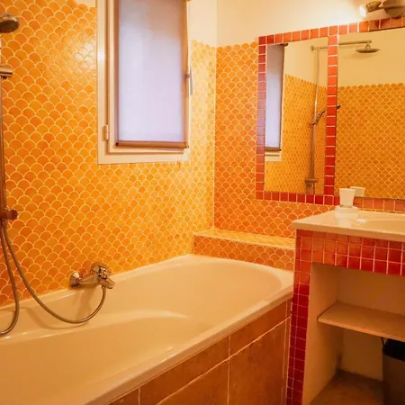 Villa Casetta Bianca 2 Chambres, Piscine Et Acces Porto-Vecchio (Corsica)